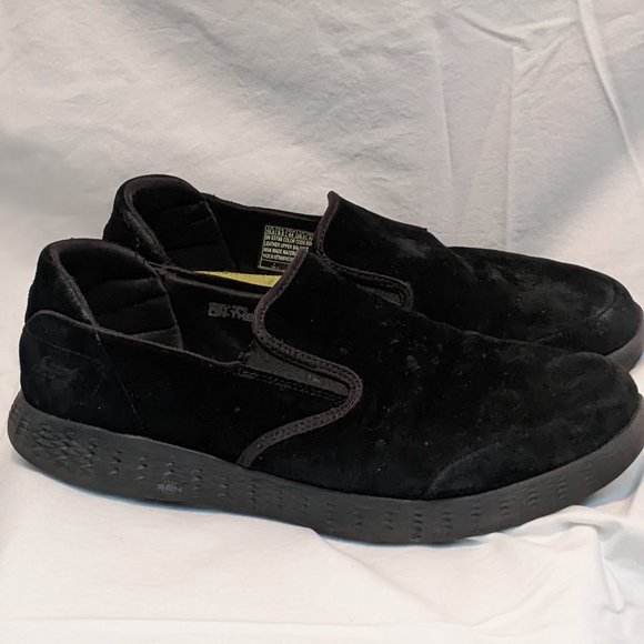 Sketchers GOGA MAX - Black Suede (Men's 10.5) - Picture 3 of 12